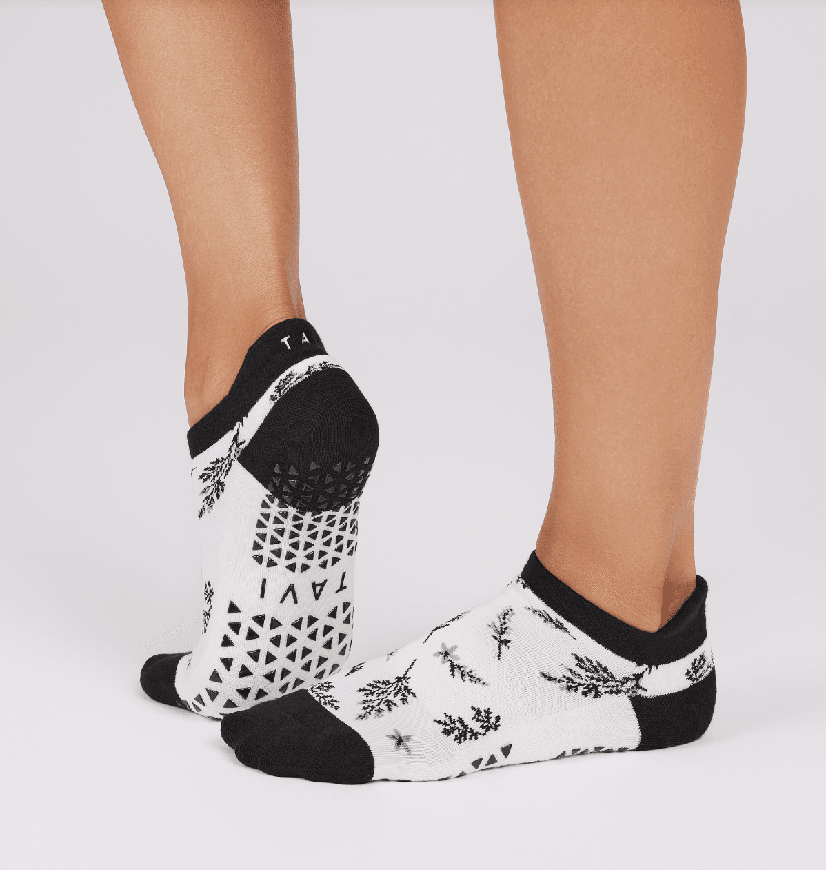 Tavi Noir Grip Savvy Coconut Floral